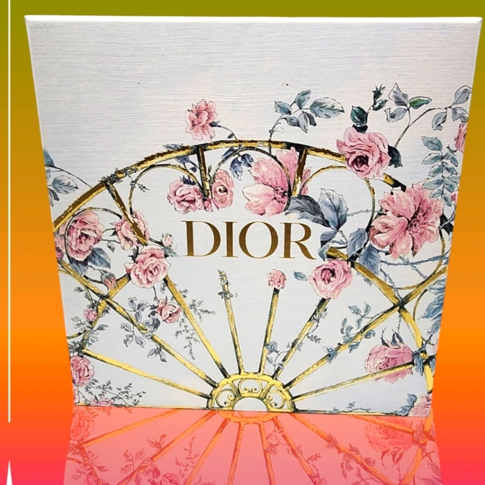 NWOT Dior Gift box Limited edition 🎁🌲